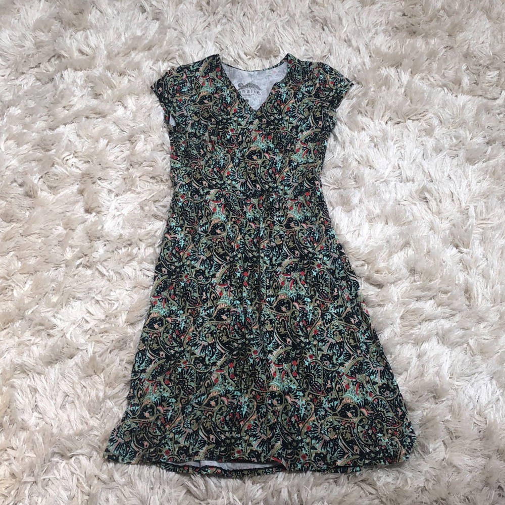 Sahalie active floral midi dress stylish comfortable flattering shirt sleeve L